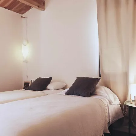 Casa Diana A * Girona